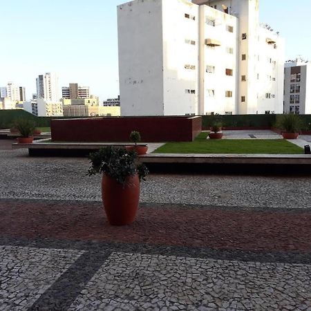 Maravilhoso Apartamento 2 Quartos Com Ofuro Porto Da Barra Salvador Summer Barra Flat Exteriör bild